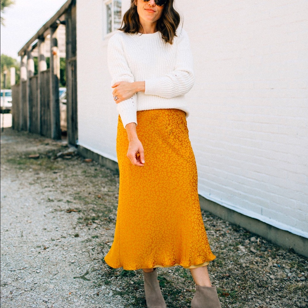 Banana Republic Yellow Cheetah Slip Skirt (M)
